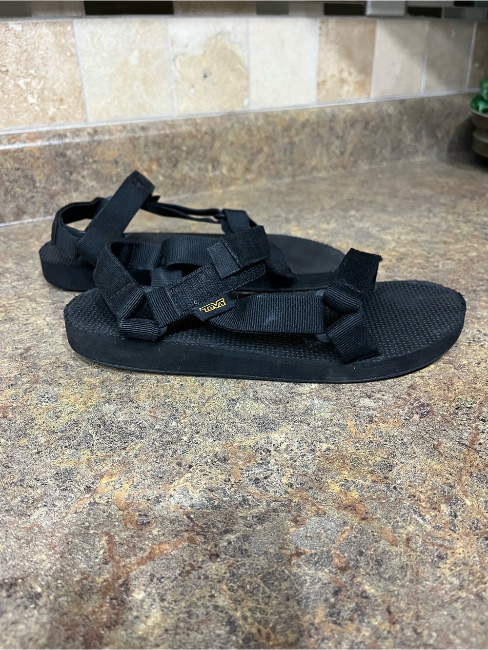 Teva Original Universal Black Sport Sandals Women’s Size 6 Outdoor Strappy
